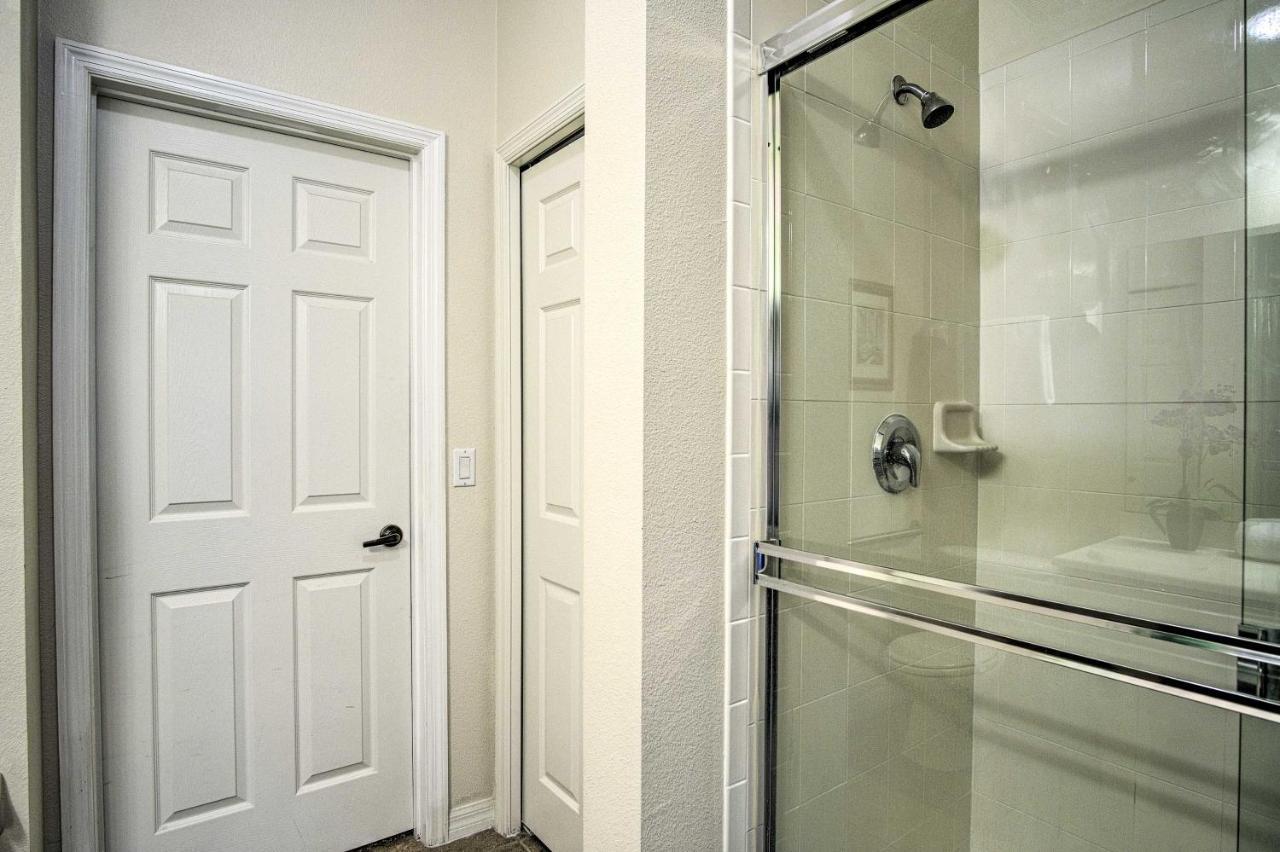 Quiet Condo With Balcony About 2 Miles To Disney World! Orlando Luaran gambar