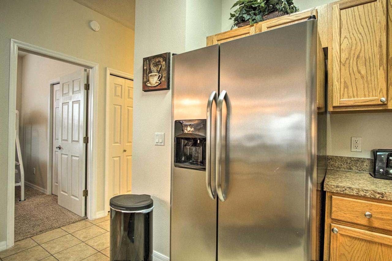 Quiet Condo With Balcony About 2 Miles To Disney World! Orlando Luaran gambar