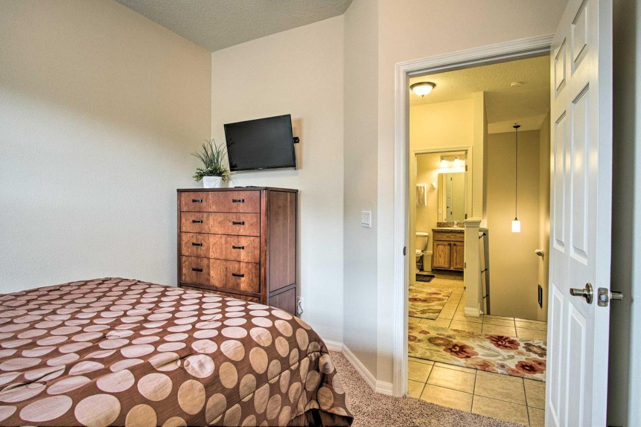 Quiet Condo With Balcony About 2 Miles To Disney World! Orlando Luaran gambar